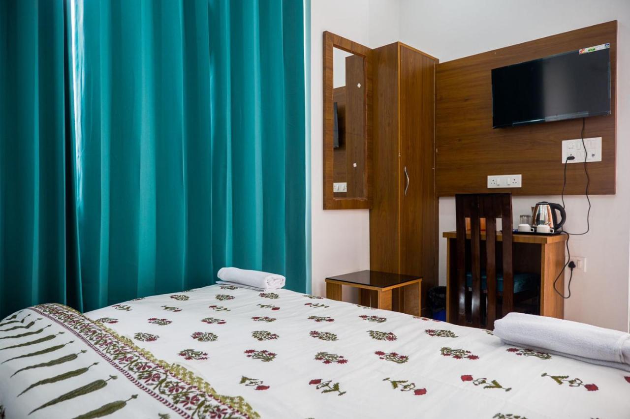 The Vinayak By Le Pension Stays Ришикеш Экстерьер фото