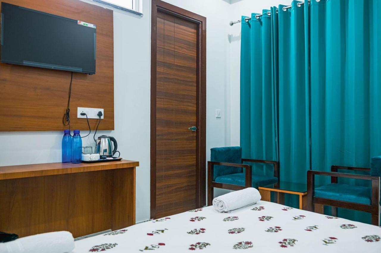 The Vinayak By Le Pension Stays Ришикеш Экстерьер фото